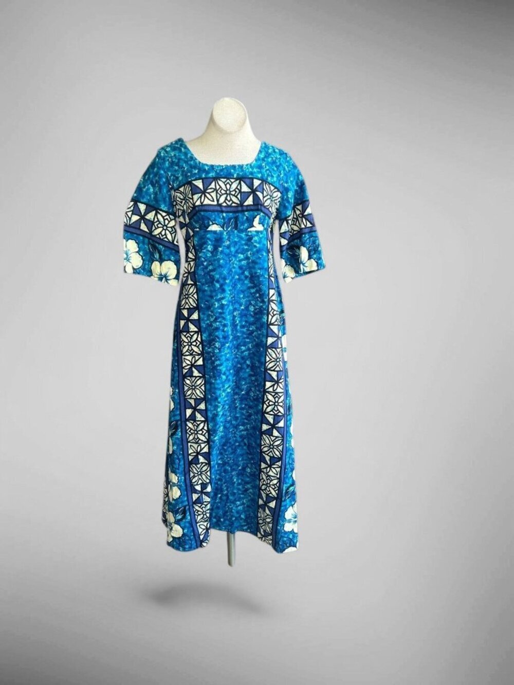 Ui-Maikai Hawaiian Maxi Barkcloth Dress Blue Tribal Print Bell Sleeves Vintage